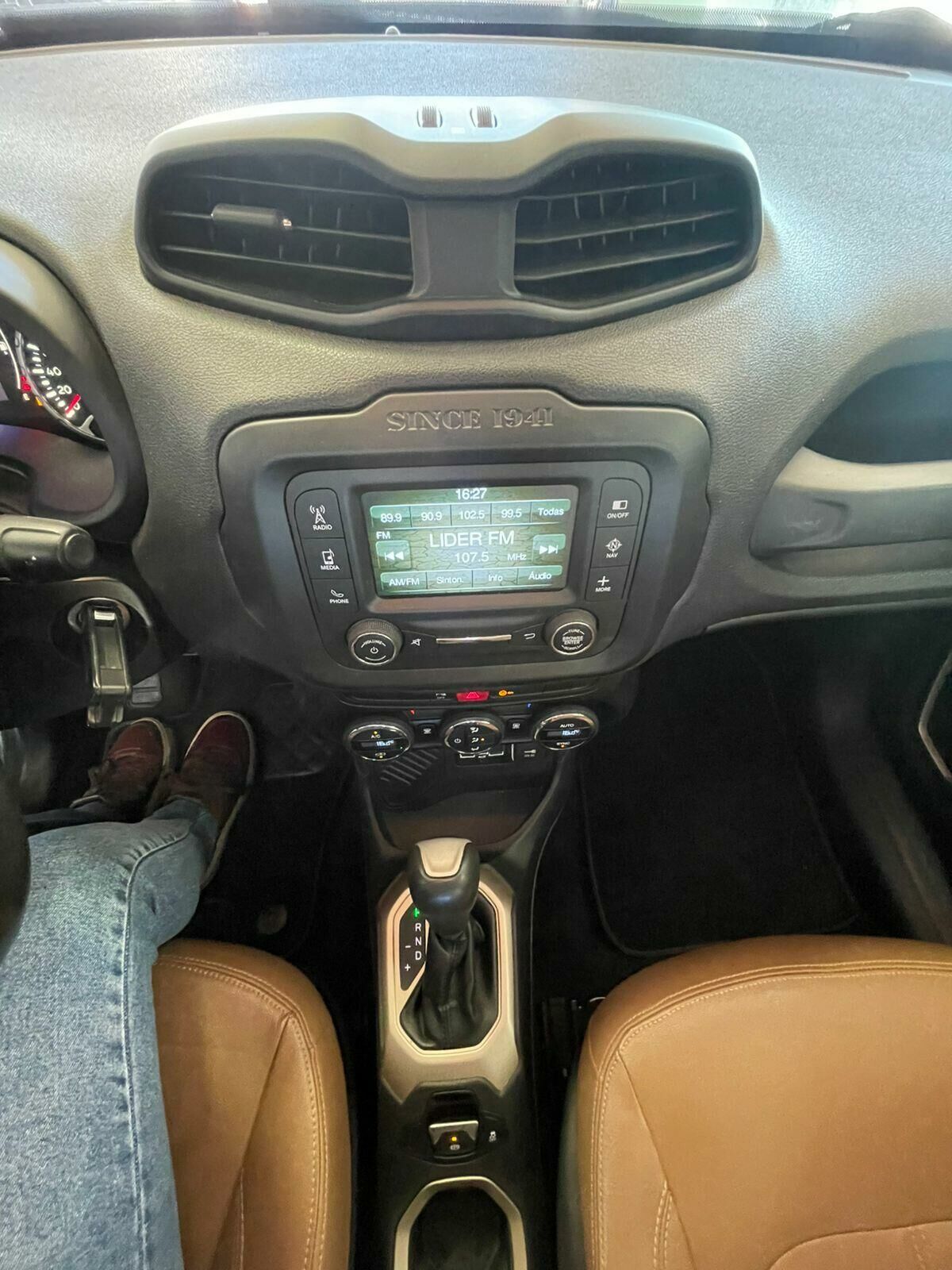 Imagem do veículo  JEEP RENEGADE LONGITUDE